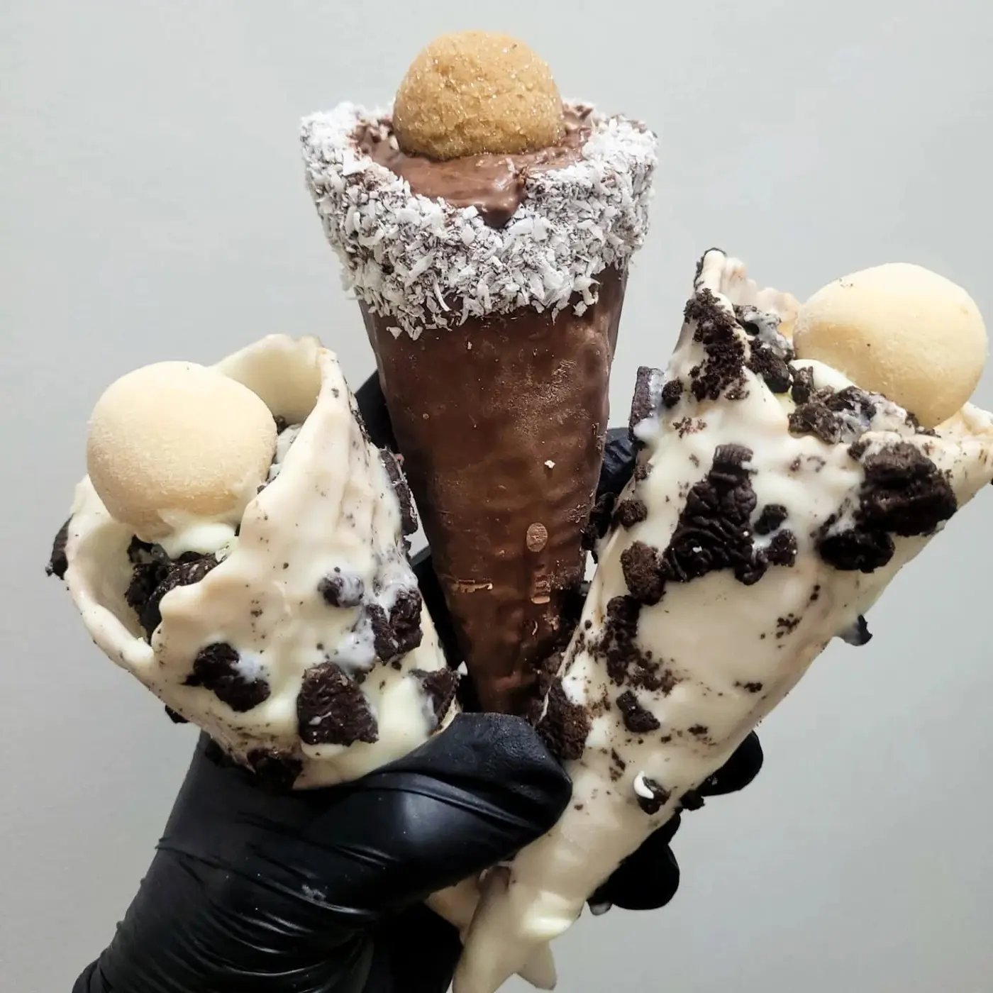 Cones Recheados artesanal da Driely Doces em Bauru